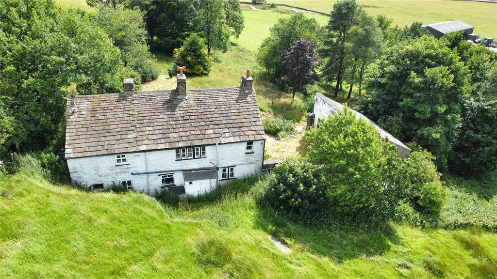 Property photo 3 of 56 Picture No. 01