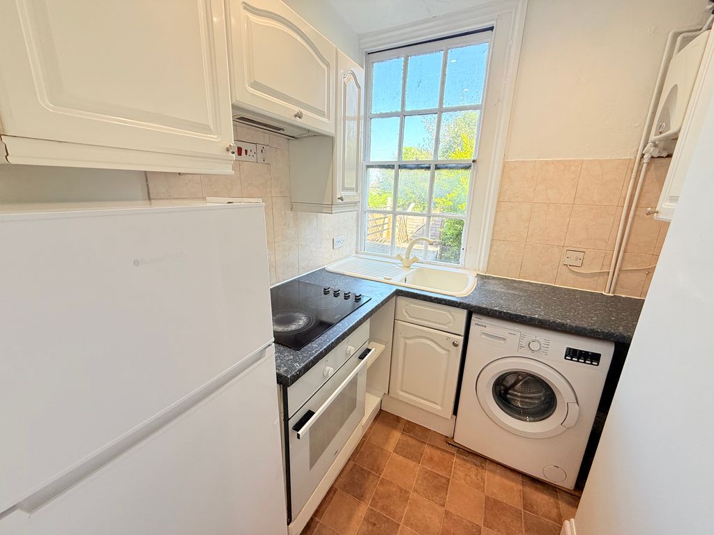 Property photo 3 of 4 Img_8491