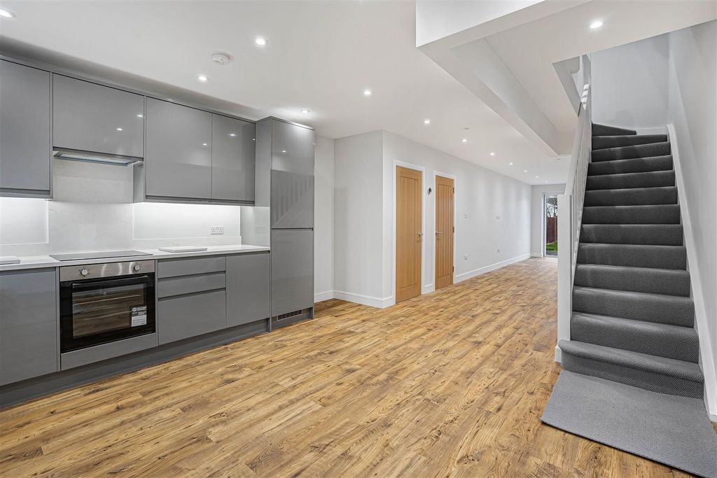 Property photo 1 of 27 18_69431.Jpg