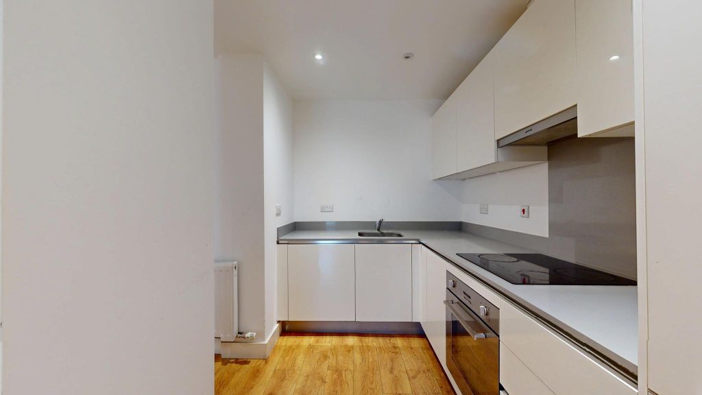 Property photo 2 of 17 Kitchen