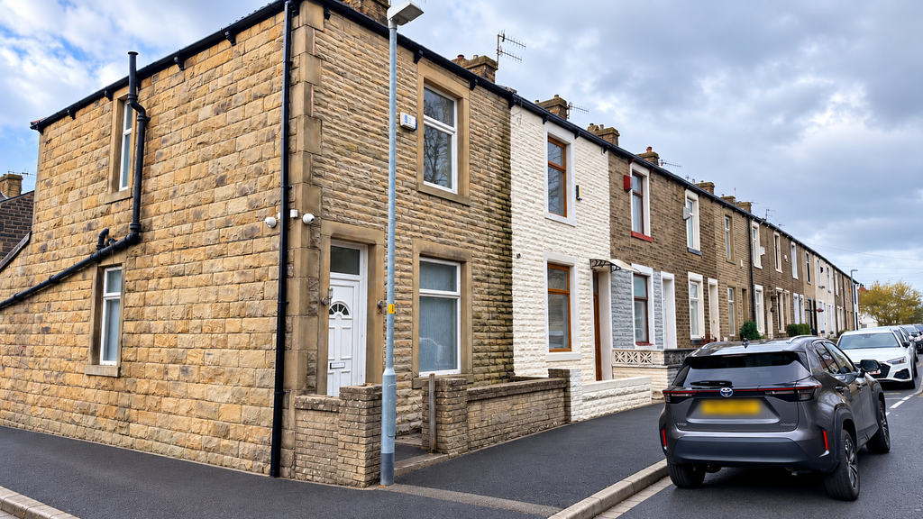 Property photo 1 of 10