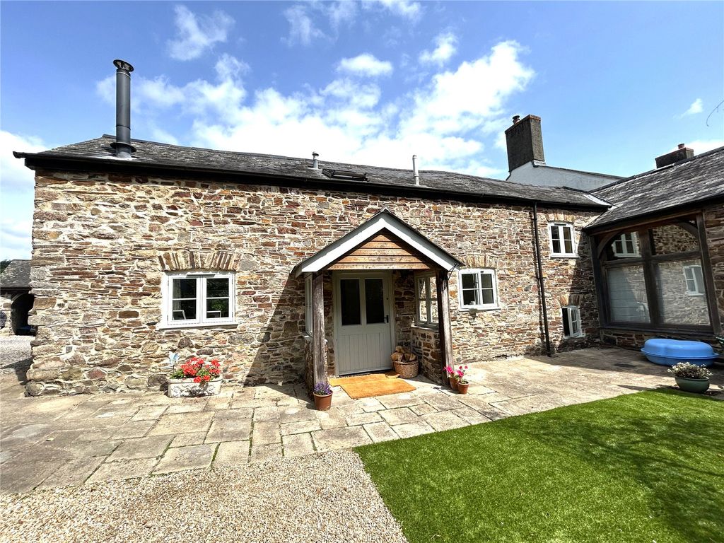 Property photo 2 of 18 Picture No. 20