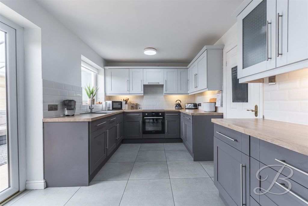 Property photo 2 of 49 Ccltd44.Jpg
