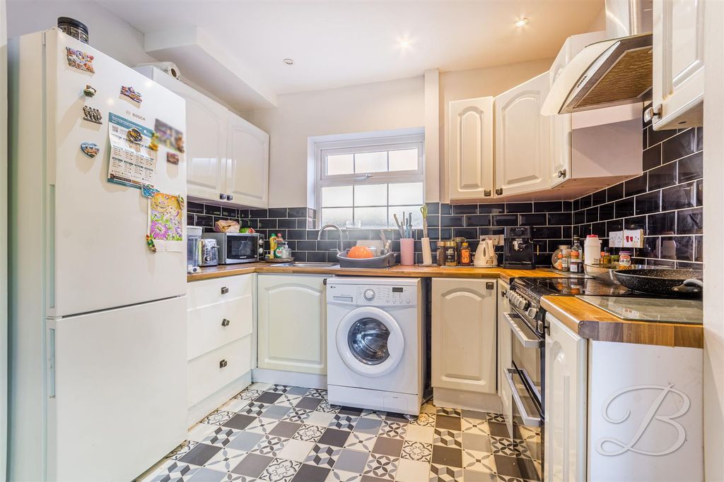 Property photo 3 of 22 Ccltd-16.Jpg