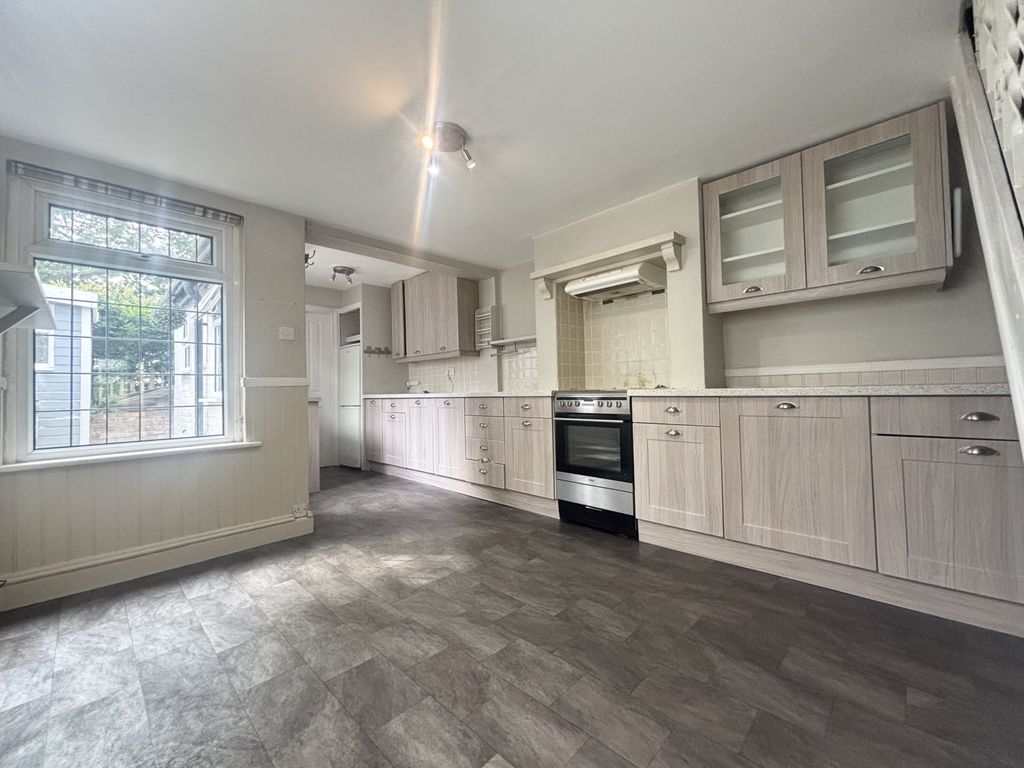 Property photo 2 of 10 Gallery