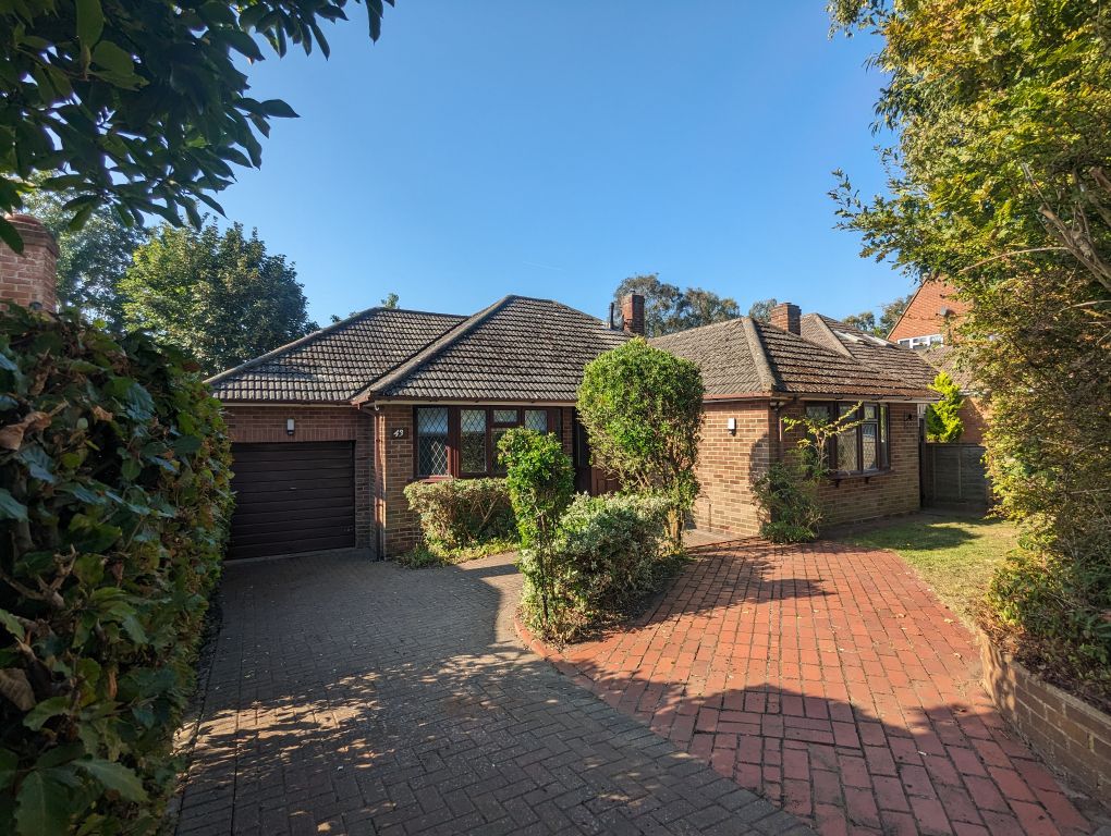 Property photo 1 of 15 1000048693