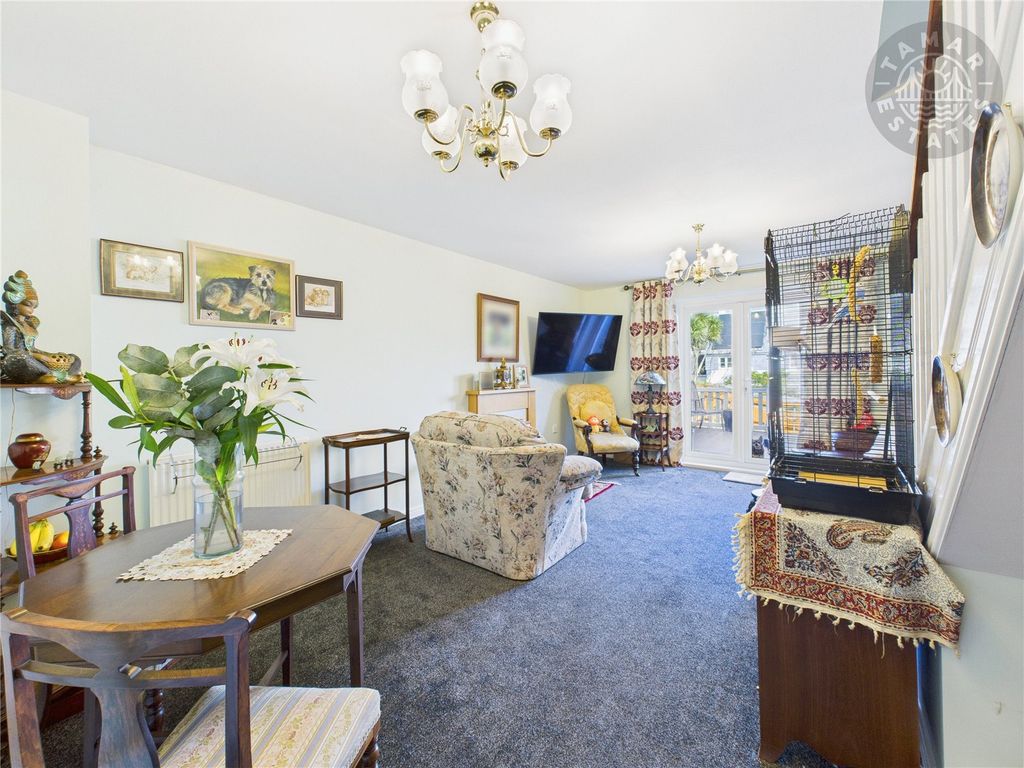 Property photo 2 of 14 Lounge/Dining Room