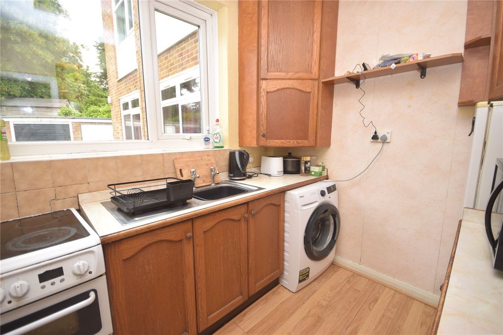 Property photo 3 of 8 Picture No. 04