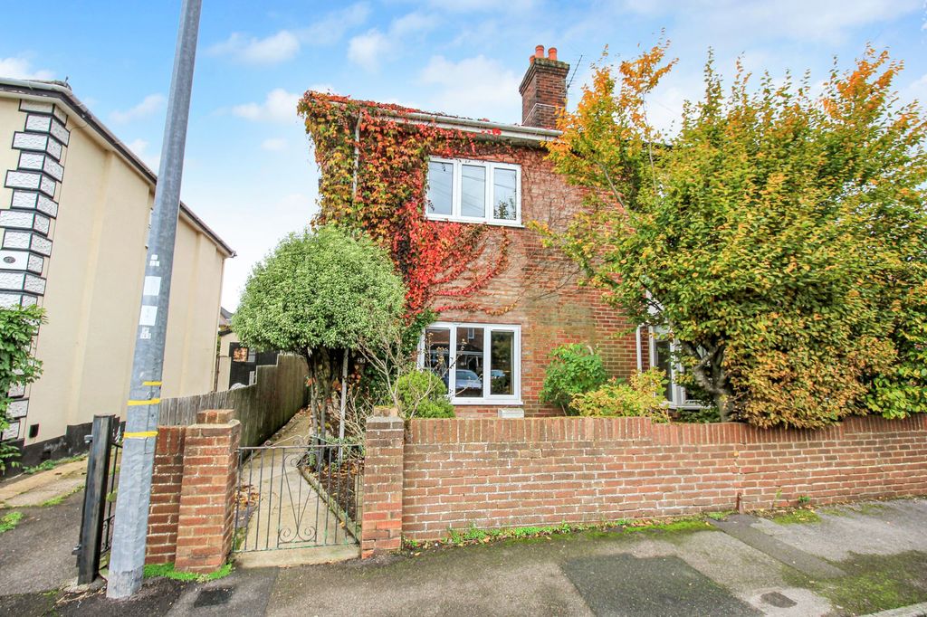 Property photo 1 of 23