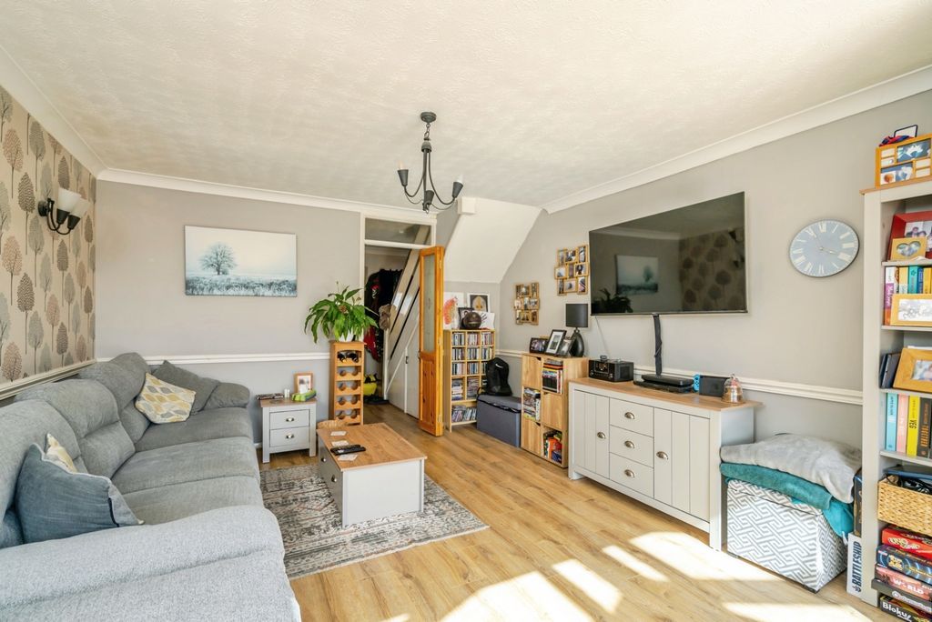 Property photo 3 of 14 Pbox-Img.Jpg