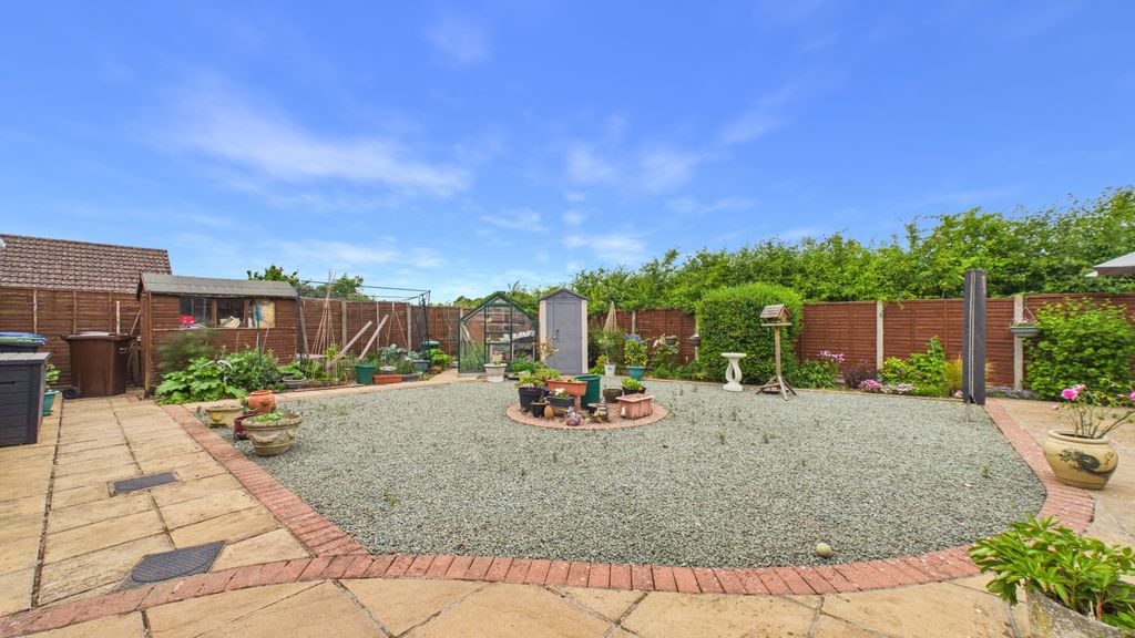 Property photo 2 of 12