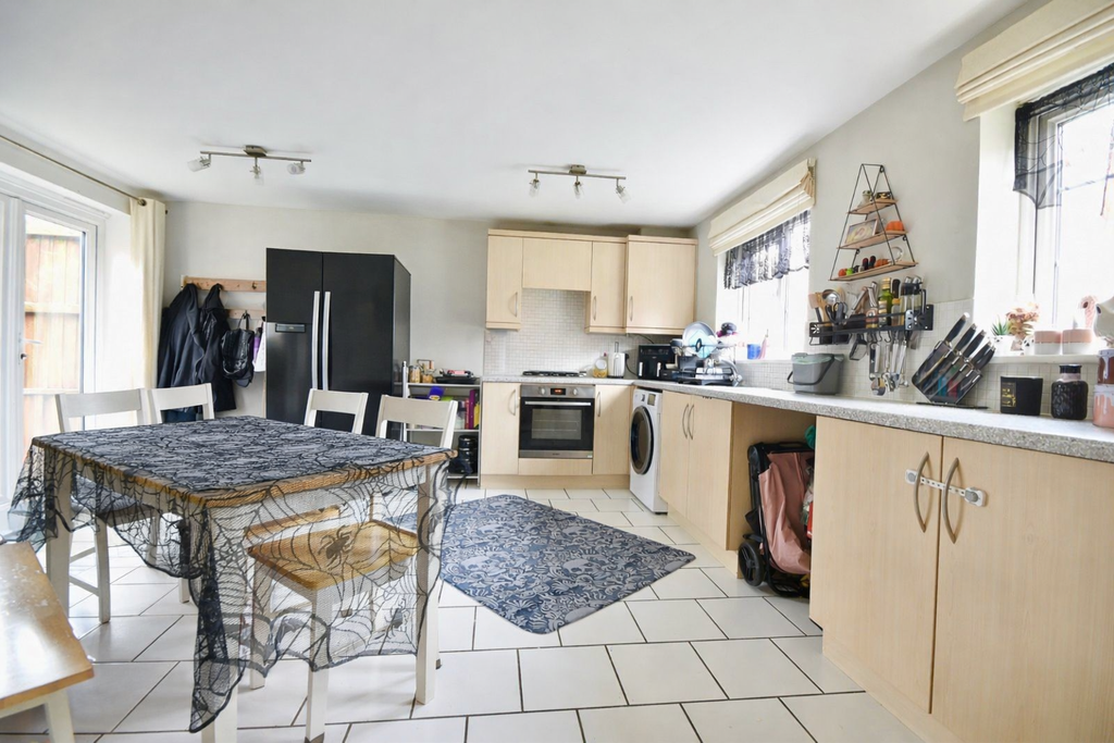 Property photo 3 of 15