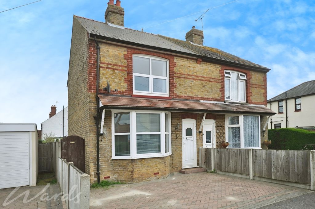 Property photo 1 of 11 Front