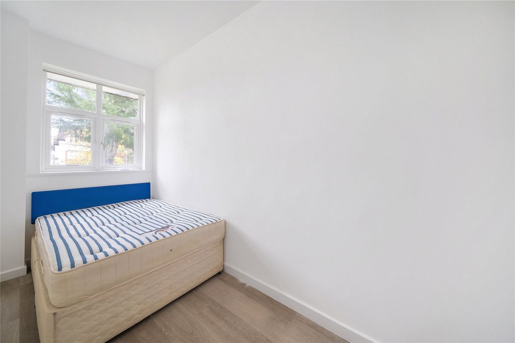 Property photo 3 of 5 Picture No. 03