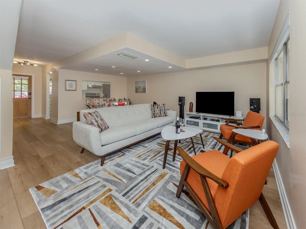 Property photo 3 of 19 <Alttext/>