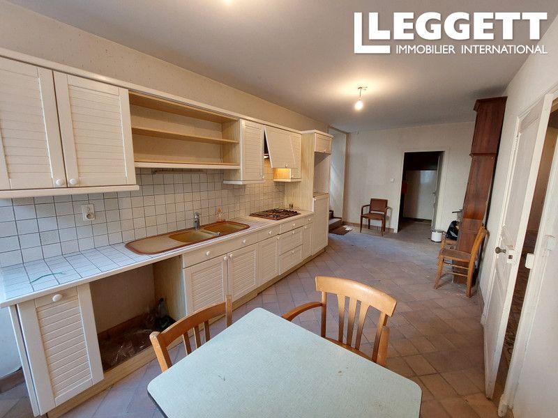 Property photo 3 of 10