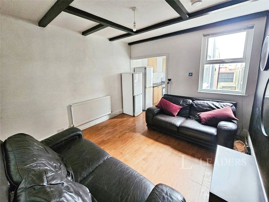 Property photo 3 of 11 Picture No. 11