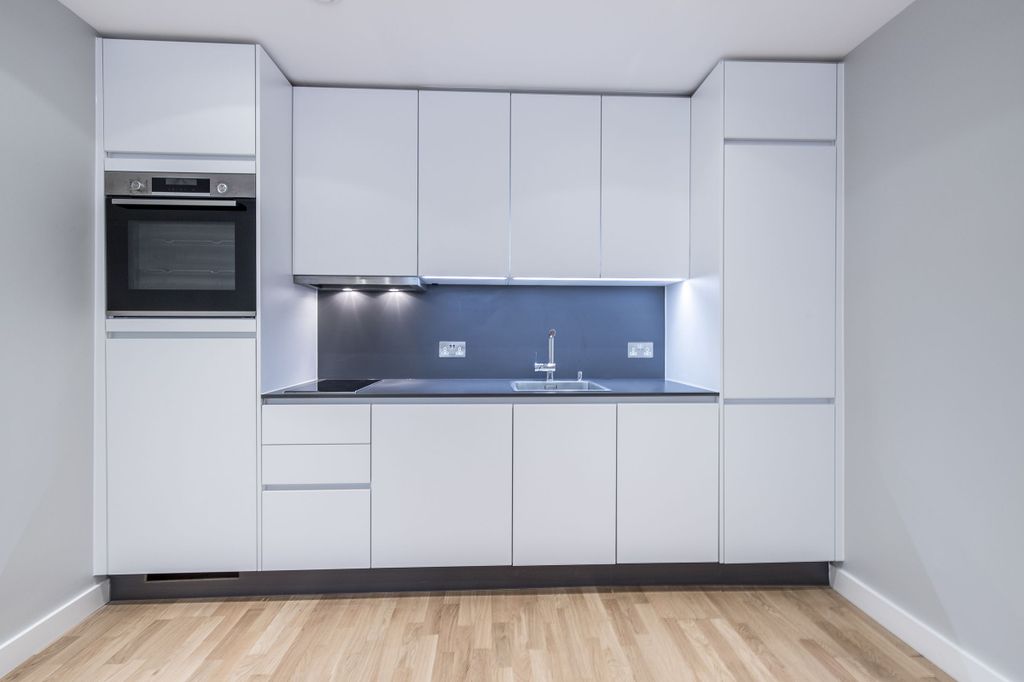 Property photo 1 of 24 Kitchen