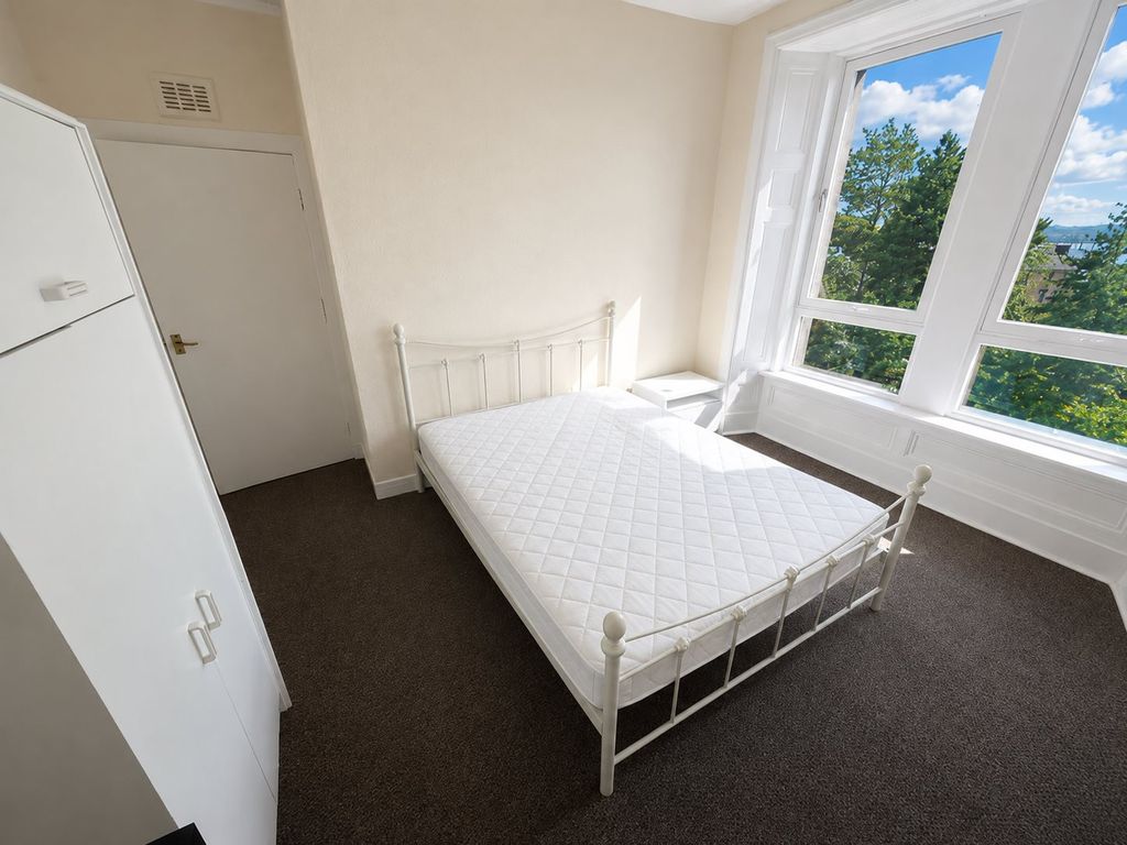 Property photo 2 of 5 6F79Db24-Eadd-41B1-B80E-245Ebee3A945
