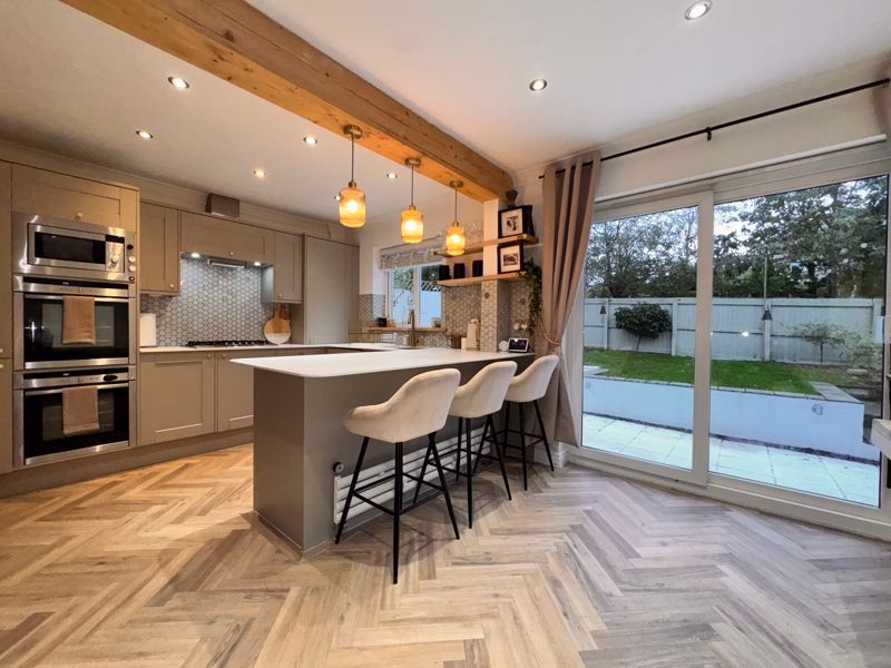 Property photo 2 of 15 Photo 7