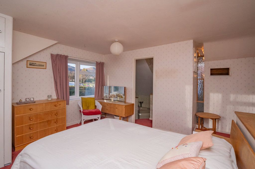 Additional image 13 of 5 bed detached house for saleBredon Grove, Malvern, Worcestershire WR14