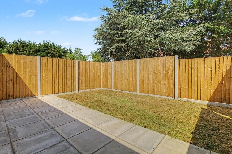Property photo 3 of 9 328037