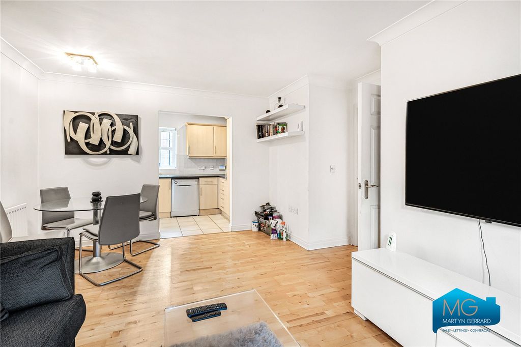 Property photo 3 of 17 Picture No. 13