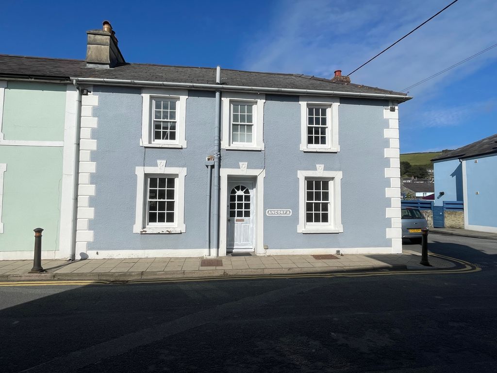 Property photo 1 of 1
