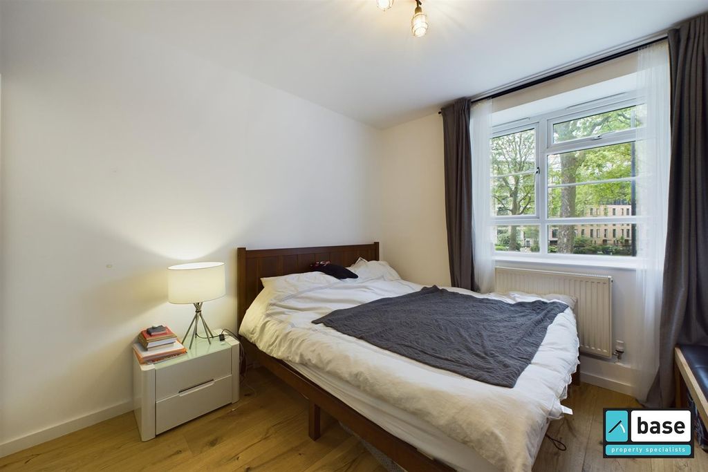 Property photo 3 of 18 Bedroom One