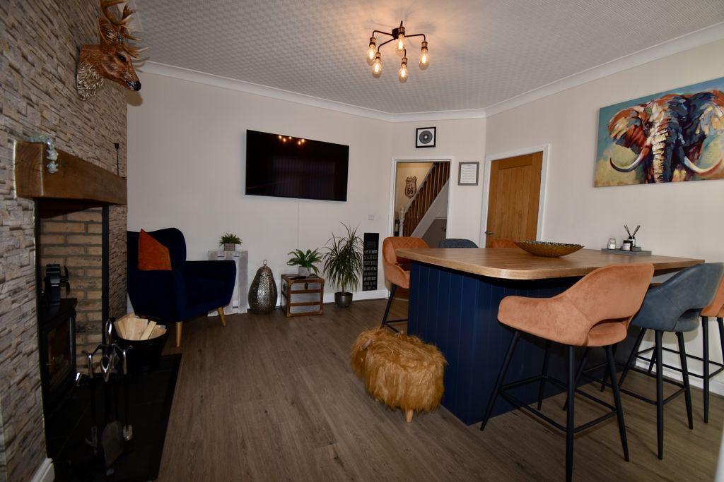 Property photo 3 of 15 Image 2