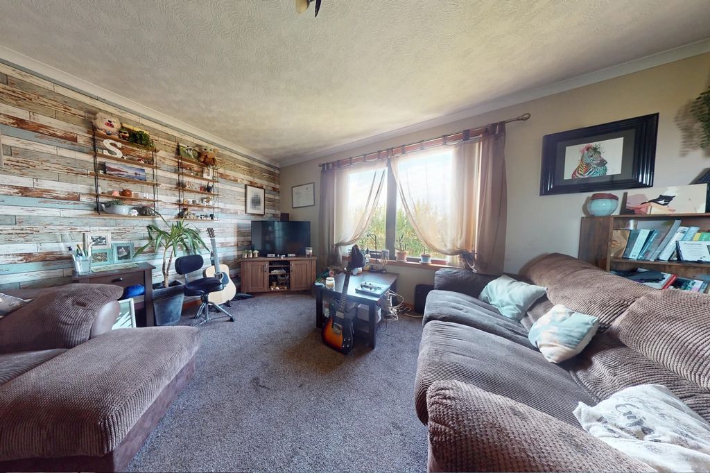 Property photo 2 of 12 Not Specified