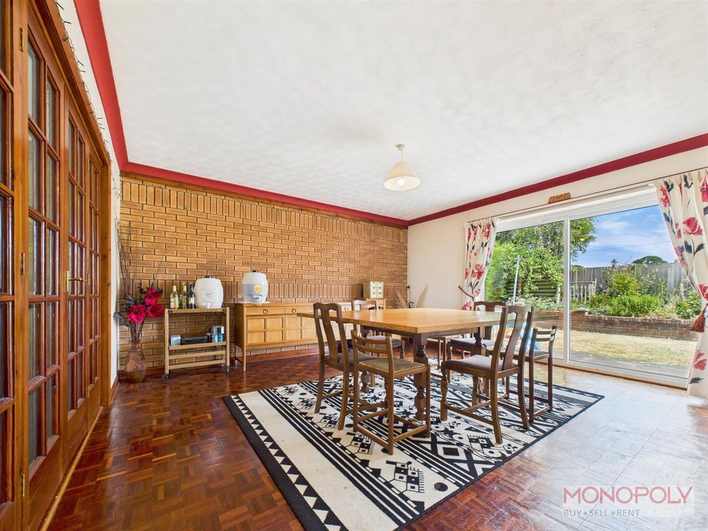 Property photo 3 of 40 Cam01943G0-Pr0475-Still009.Jpg