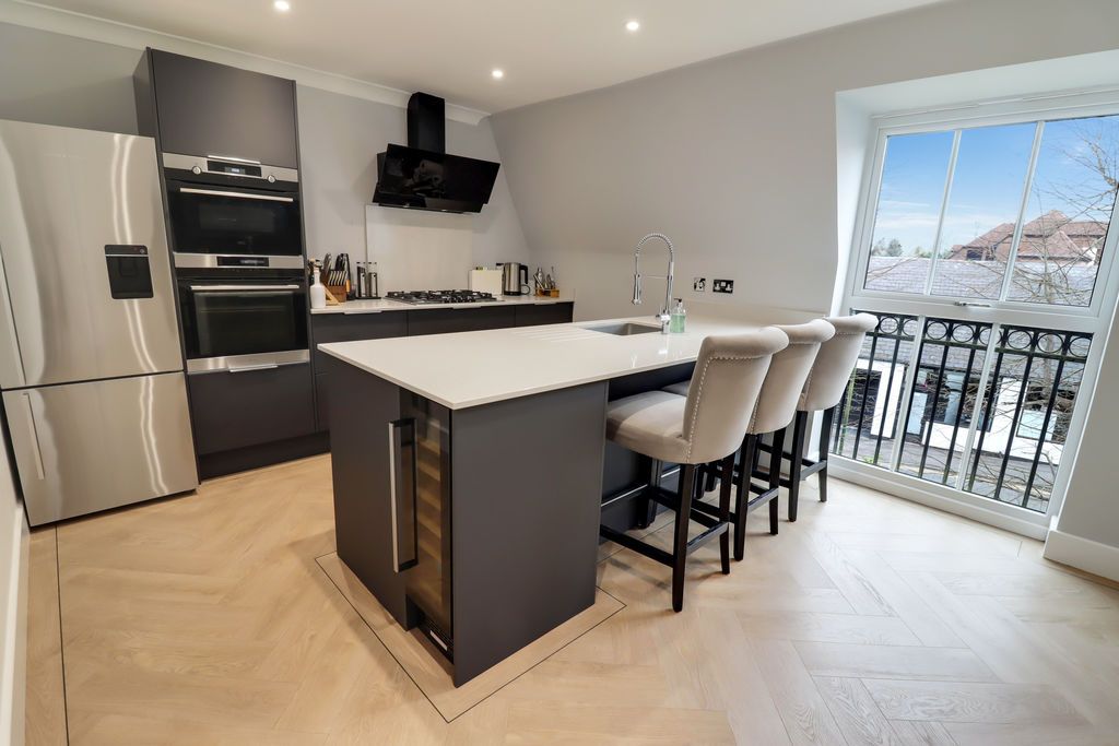 Property photo 2 of 9 Photo 4