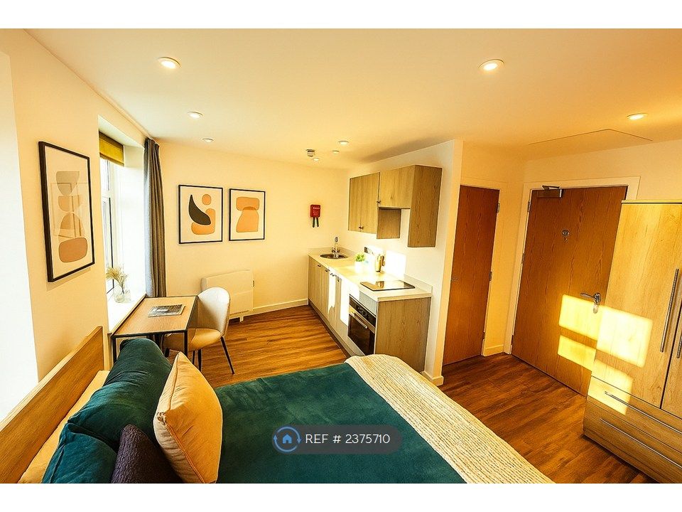 Property photo 1 of 3