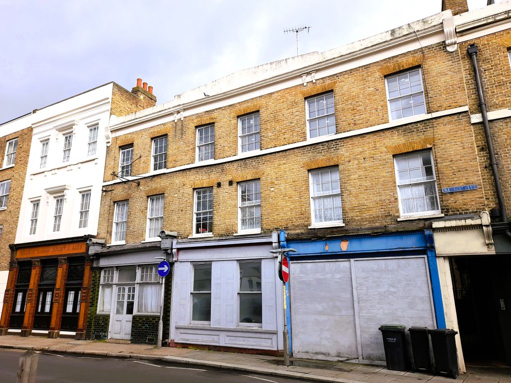 Property photo 1 of 5