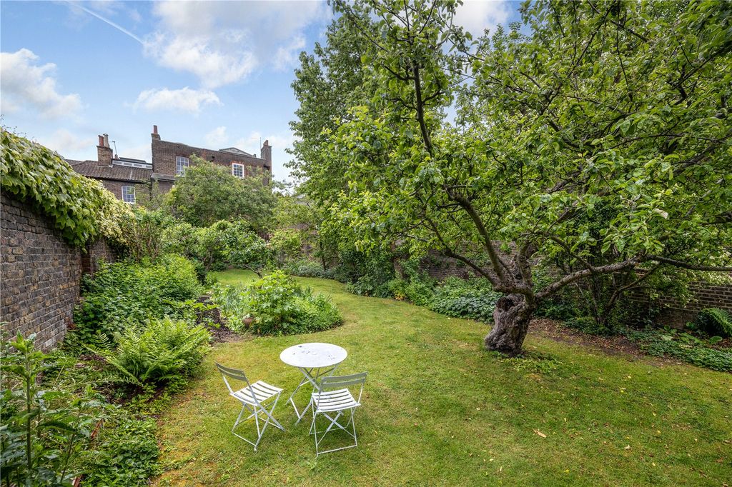 Property photo 2 of 25 Picture No. 45