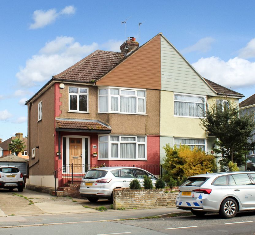 Property photo 1 of 13 Frontal