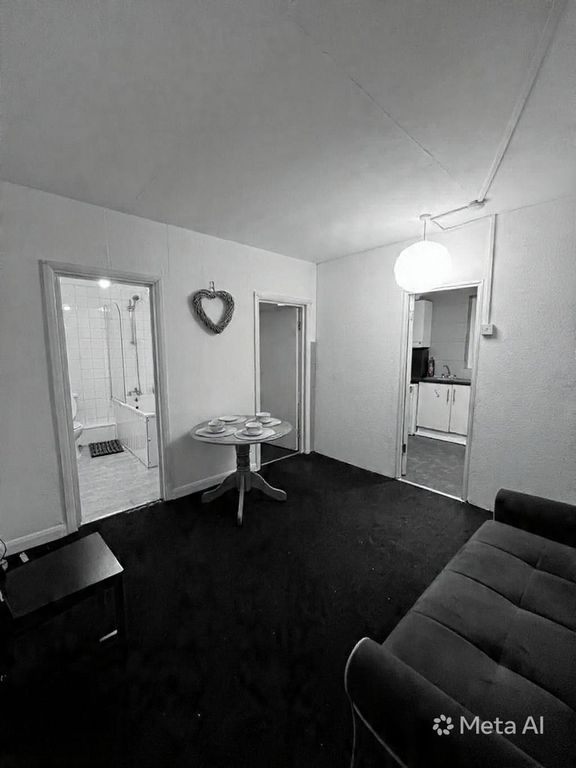 Property photo 1 of 4