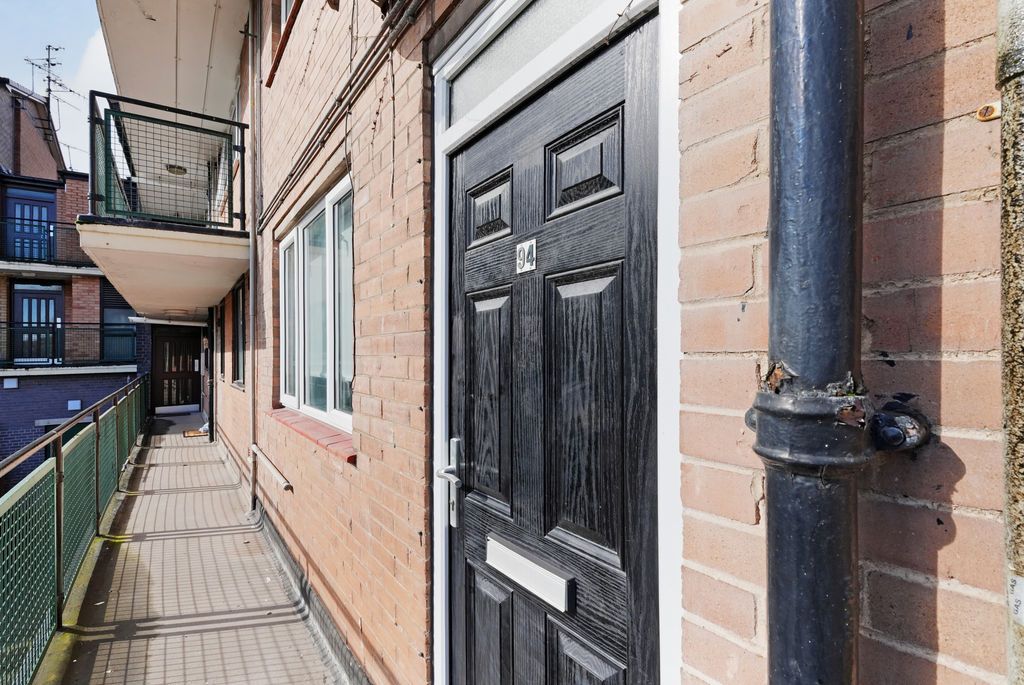 Property photo 3 of 19 External