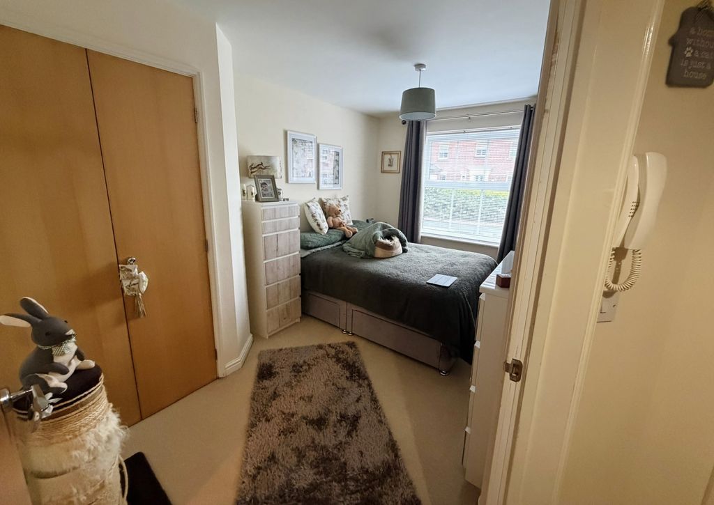 Additional image 10 of 2 bed flat for saleHigh-Yield Investment Opportunity: Heys Hunt, Leyland PR25