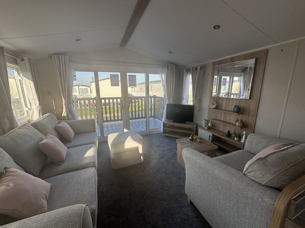 Property photo 2 of 6 Manor 2.Jpg