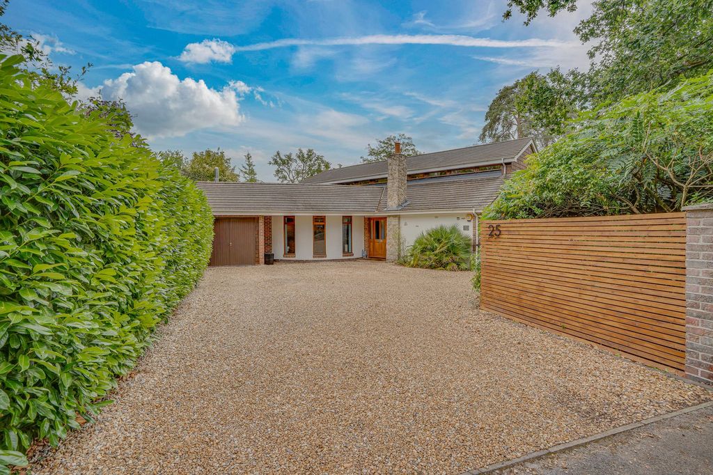 Property photo 1 of 21
