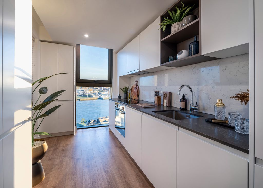 Property photo 3 of 13 6889_048.Jpg