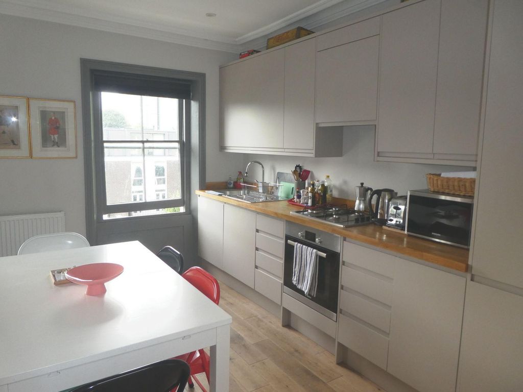 Property photo 2 of 17 Photo 5