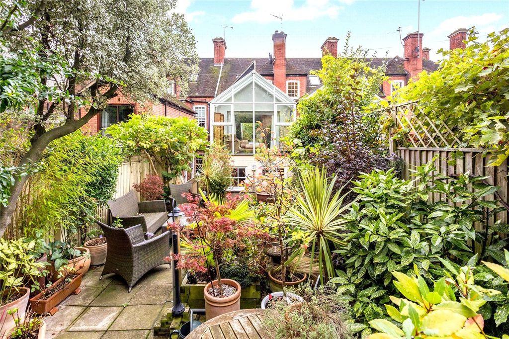 Property photo 1 of 15 Garden