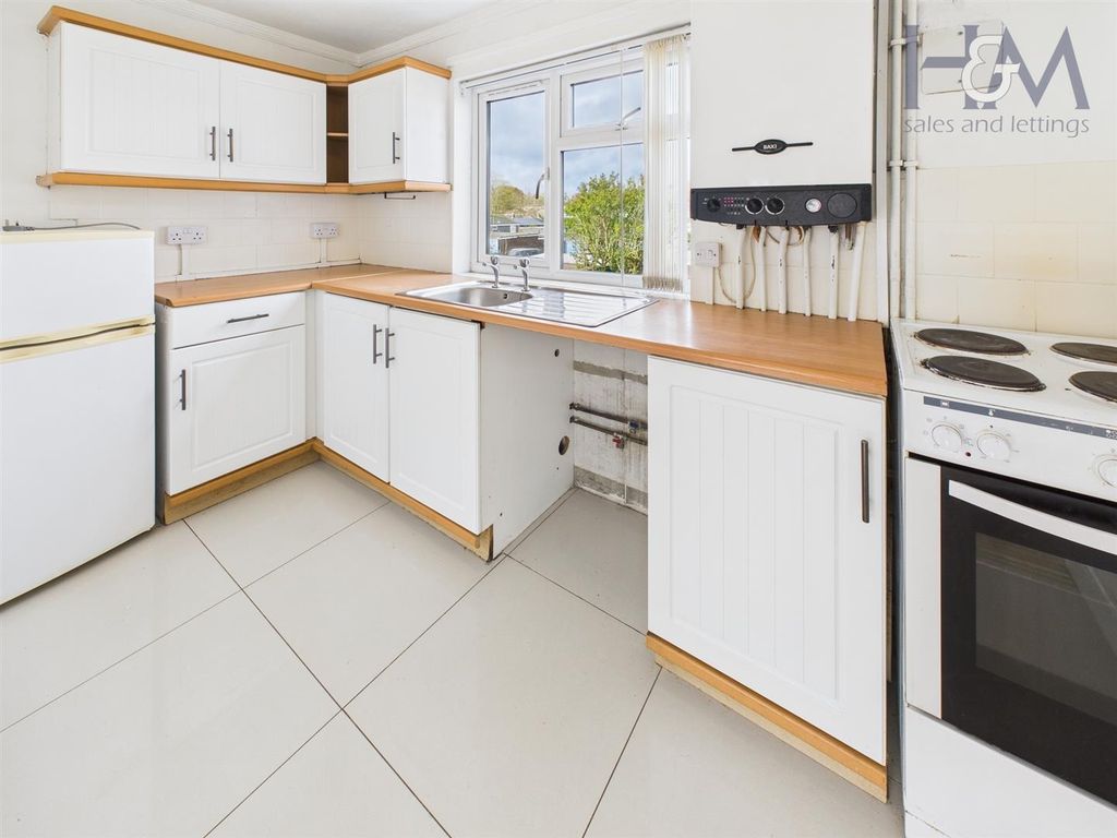 Property photo 3 of 10 Cam02804G0-Pr0394-Still001.Jpg