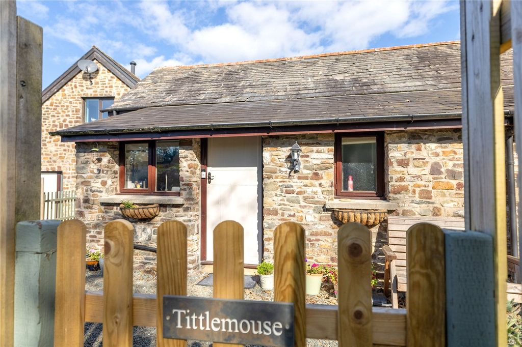 Property photo 3 of 27 Picture No. 33