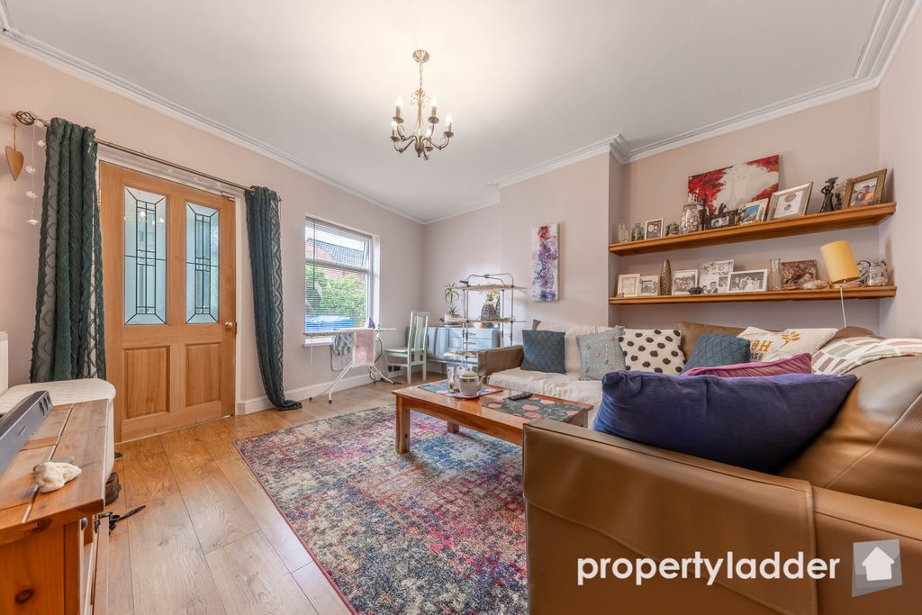 Property photo 2 of 10 Pl-2