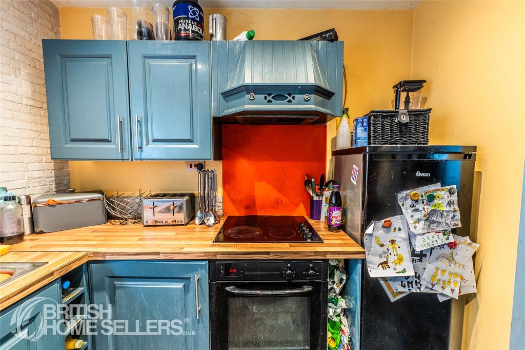 Property photo 2 of 19 Picture No. 06