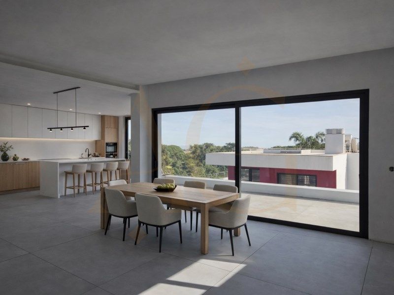 Property photo 3 of 25